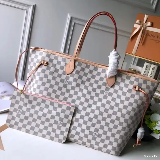 GM Louis Neverfull Vuitton 0619